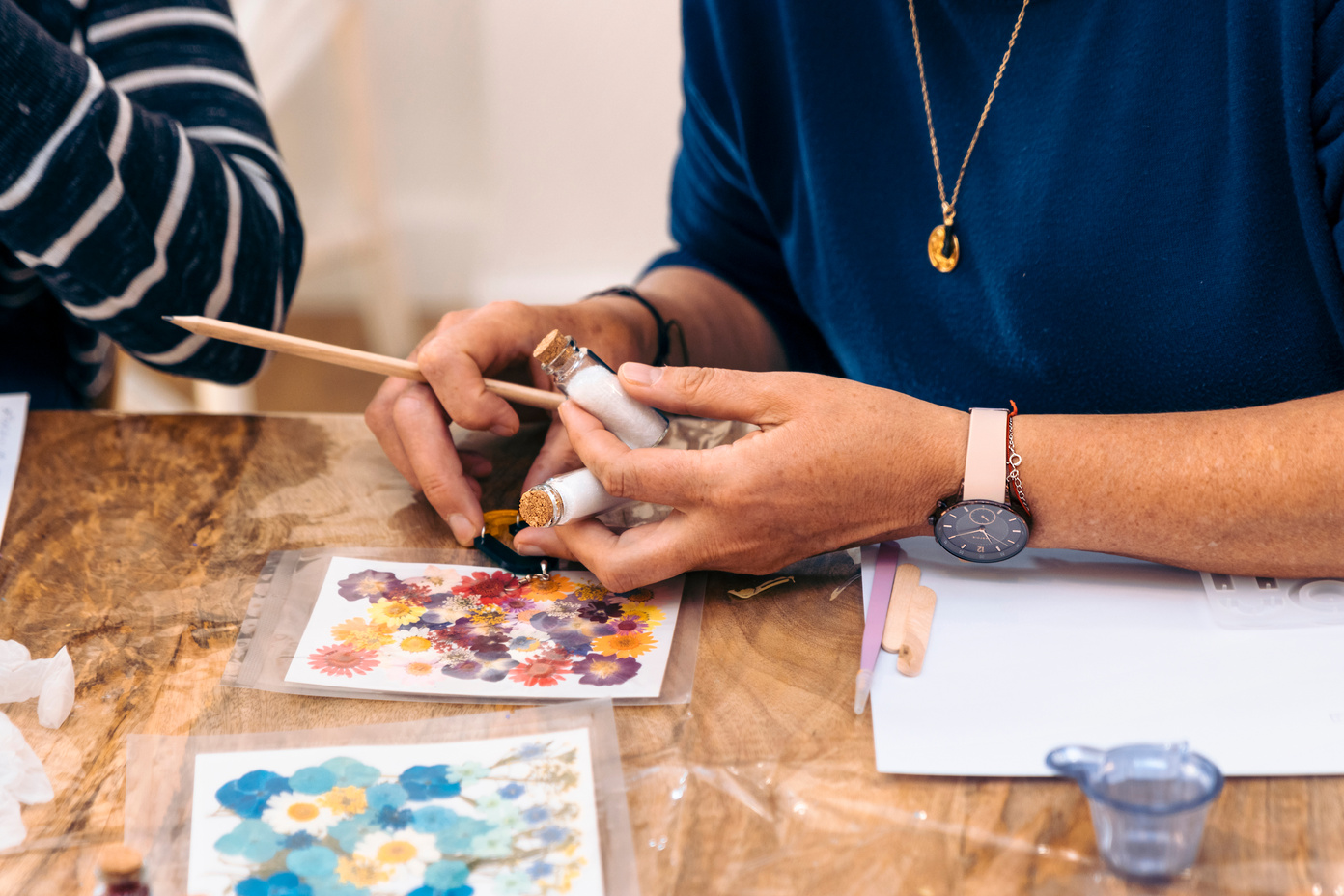 Epoxy jewelry workshop. Resin Magic: Women Create Unique Epoxy Earrings in Jewelry Class